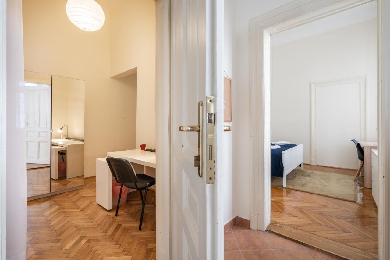 Lonyay Grand Central Budapest Kültér fotó